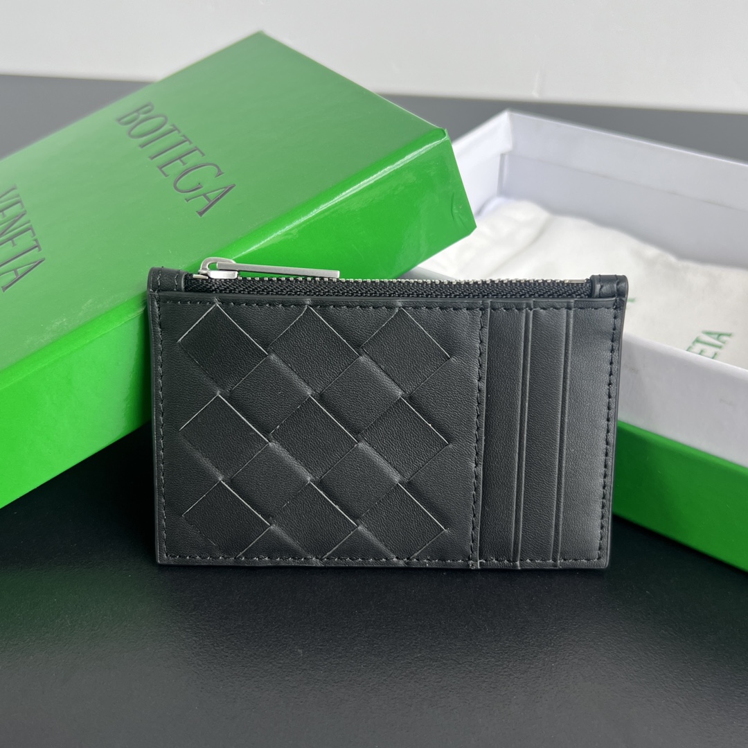 Premium Woven Leather Zip Cardholder