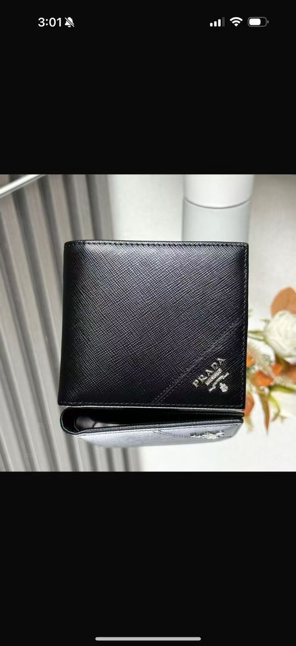 Premium Saffiano Leather Bifold Wallet