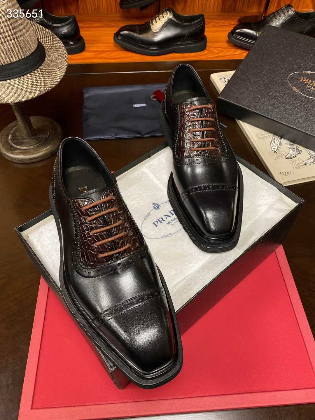 Crocodile Panel Brogue Derby