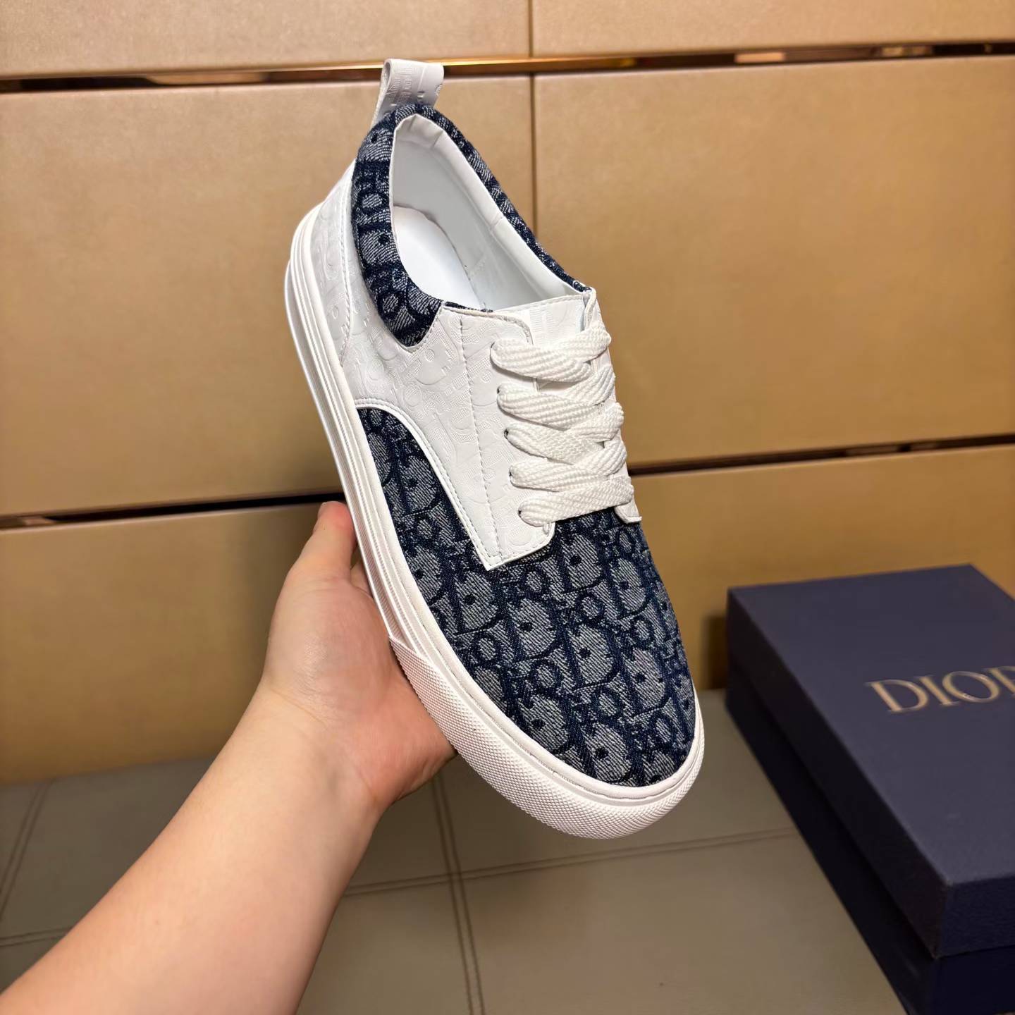 Embossed Leather Casual Sneakers