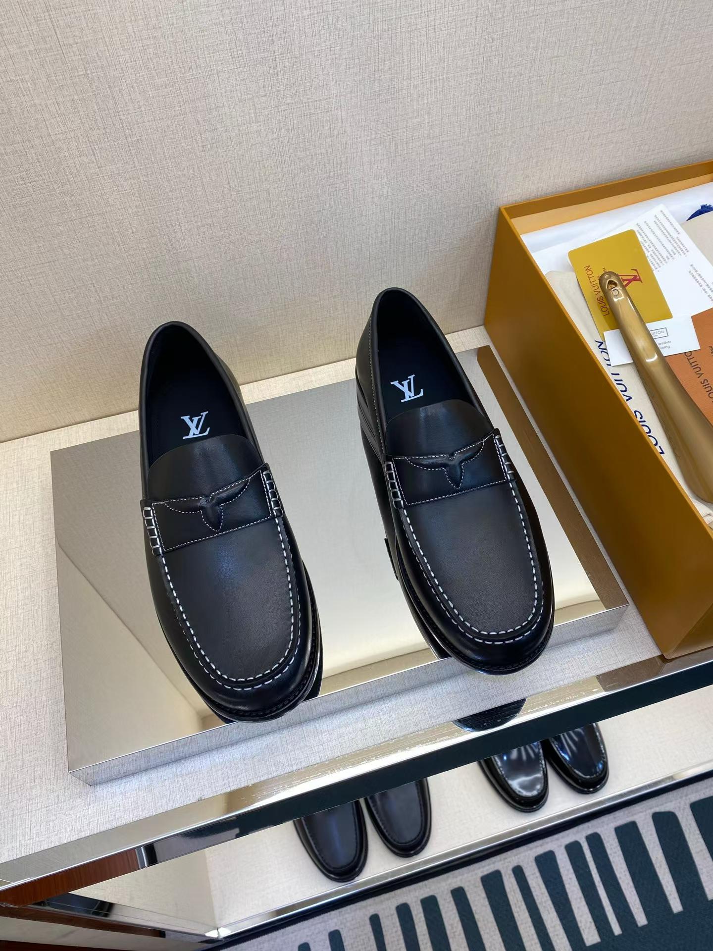 Premium Embossed Calfskin Formal Leather Shoes