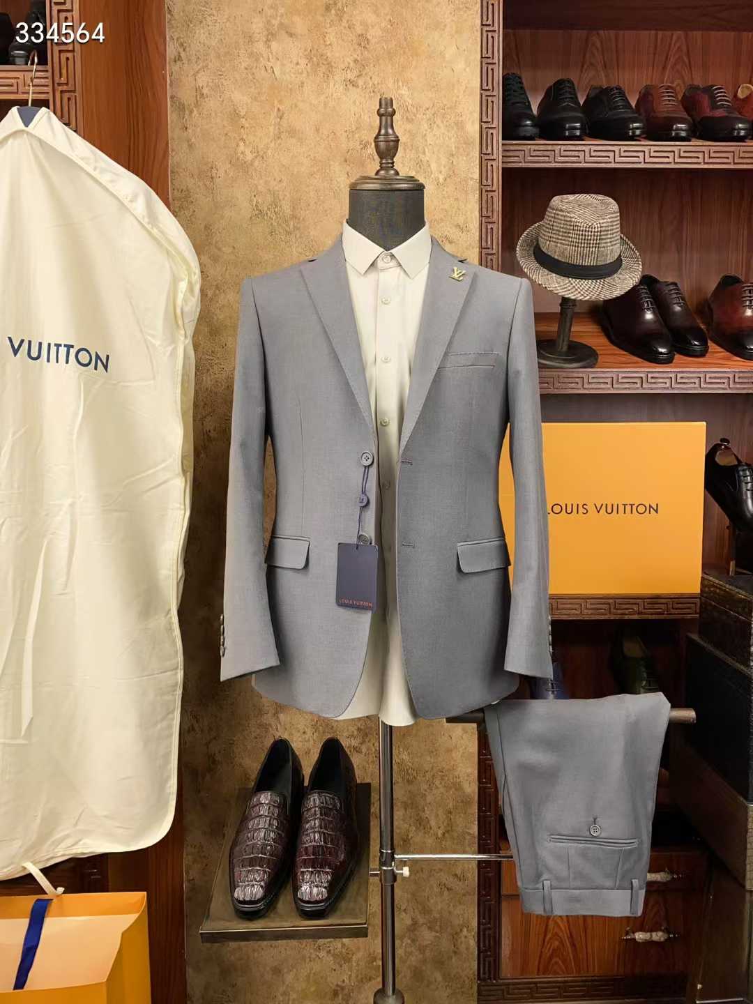Premium Relaxed-Fit Two-Piece Suit